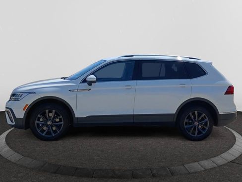 Used 2024 Volkswagen Tiguan SE AWD/4WD image 4