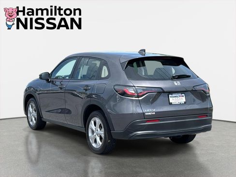 Used 2023 Honda HR-V LX image 4