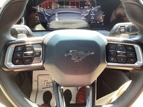 Used 2025 Ford Mustang GT Premium RWD image 8