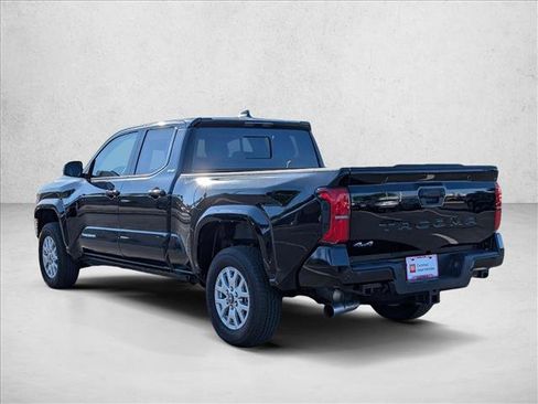 Certified 2025 Toyota Tacoma SR5 image 7