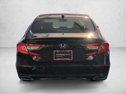 Used 2021 Honda Accord Touring image 7
