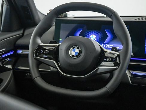 Used 2026 BMW 530i RWD image 13