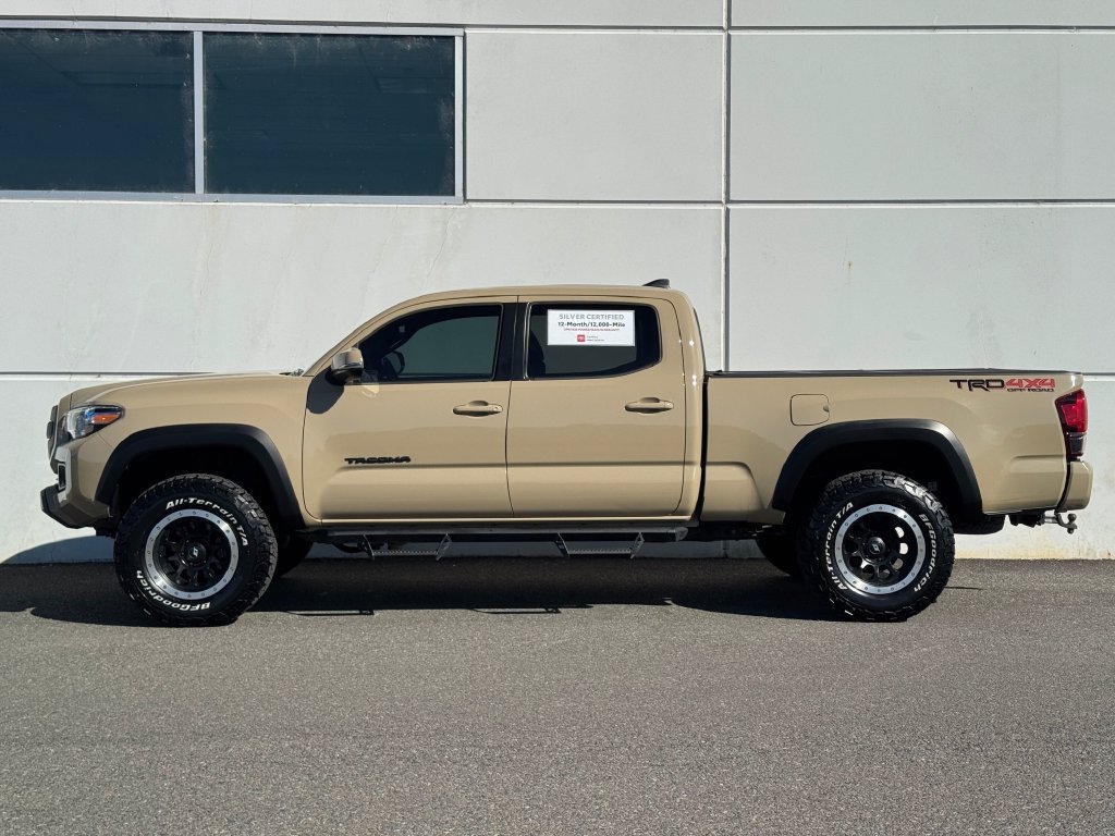 Certified 2018 Toyota Tacoma TRD Off-Road w/ Technology Package AWD/4WD image 4
