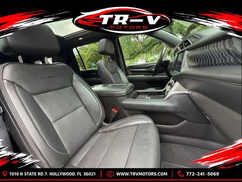 Used 2021 GMC Yukon XL Denali AWD/4WD image 14