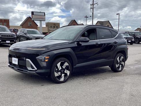 Used 2025 Hyundai Kona Limited AWD/4WD image 1