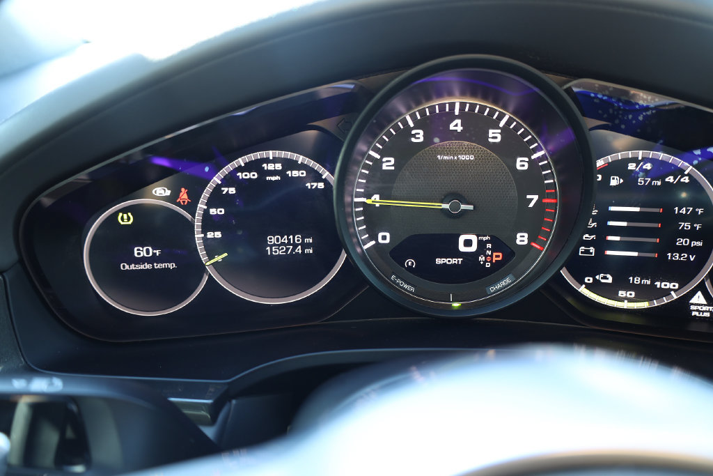 Used 2020 Porsche Cayenne E-Hybrid AWD/4WD image 14