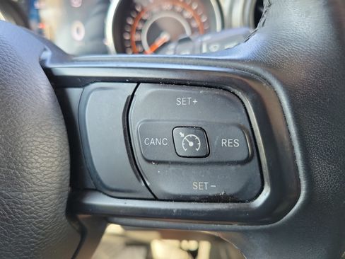 Used 2021 Jeep Wrangler Unlimited Sport AWD/4WD image 17