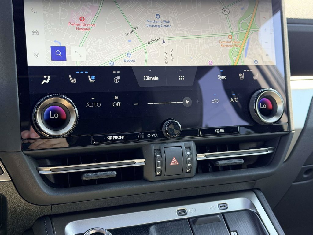 Used 2024 Lexus GX 550 AWD/4WD image 5