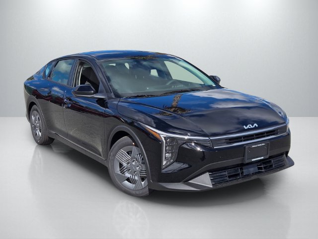New 2027 Kia K4 FWD image 1