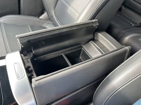 Used 2024 Mercedes-Benz GLC 300 4MATIC image 33