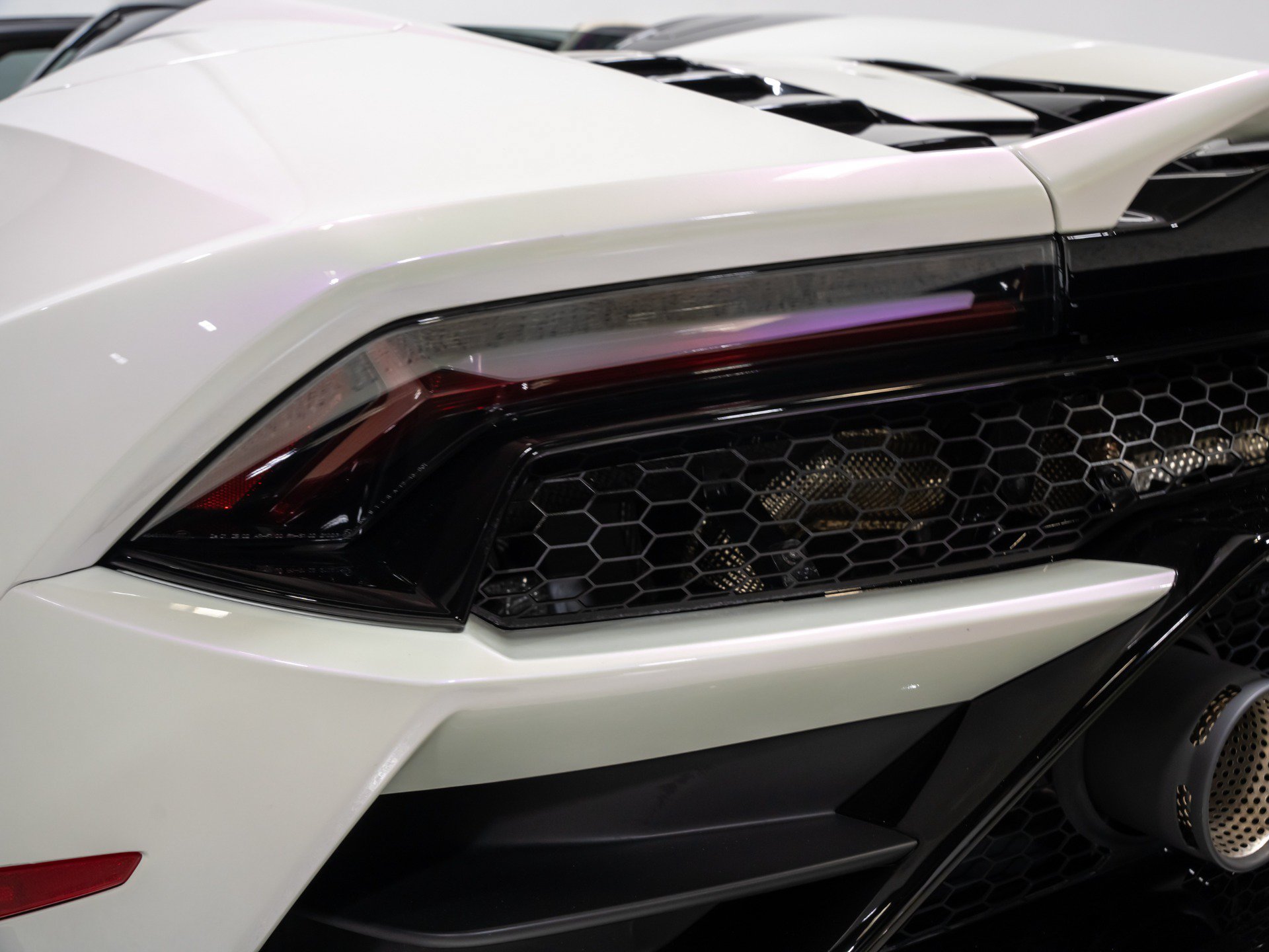 Used 2024 Lamborghini Huracan EVO AWD/4WD image 14