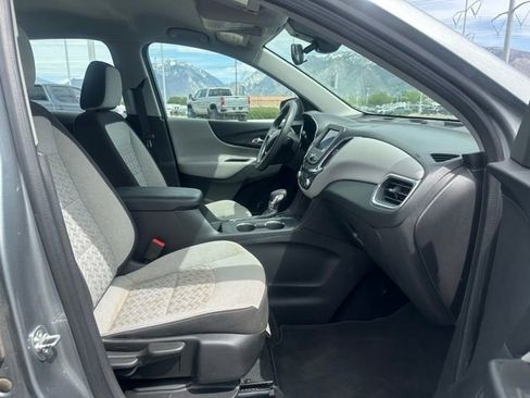 Certified 2024 Chevrolet Equinox LS AWD/4WD image 17