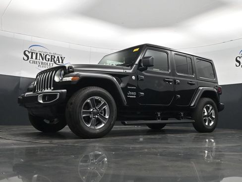 Used 2021 Jeep Wrangler Unlimited Sahara AWD/4WD image 28