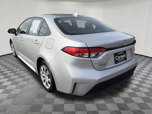 Used 2025 Toyota Corolla LE FWD image 7