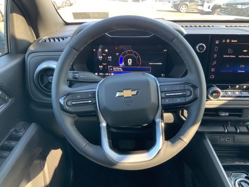 New 2026 Chevrolet Colorado LT w/ LT Convenience Package AWD/4WD image 17