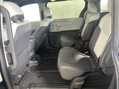 Used 2024 Toyota Sienna XSE w/ XSE Plus Package AWD/4WD image 18