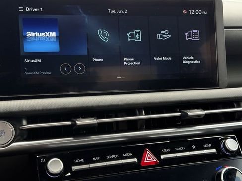Used 2025 Hyundai Santa Cruz SEL FWD image 14