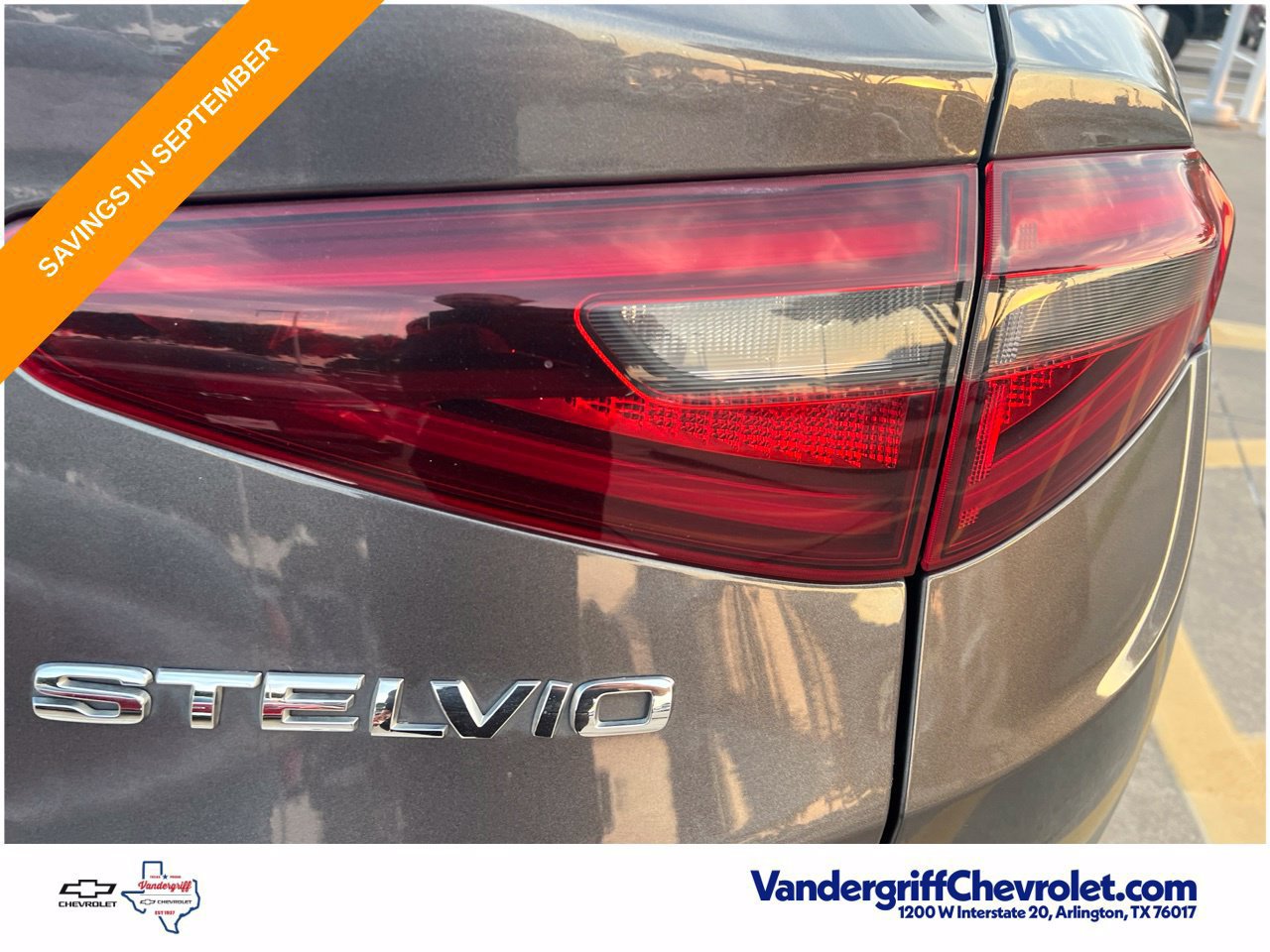 Used 2018 Alfa Romeo Stelvio Ti AWD/4WD image 9