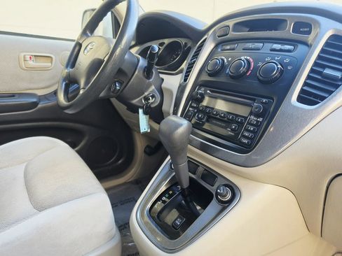 Used 2001 Toyota Highlander 4WD V6 image 14