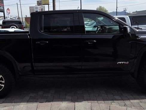 Used 2021 GMC Sierra 1500 AT4 image 4