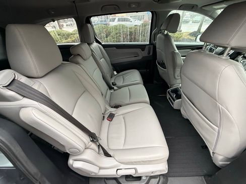 Used 2020 Honda Odyssey EX-L image 38