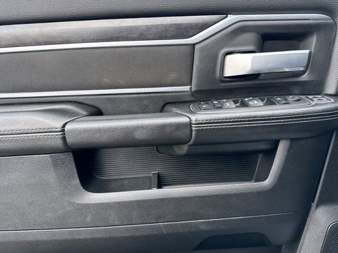 Used 2024 RAM 2500 Big Horn image 12