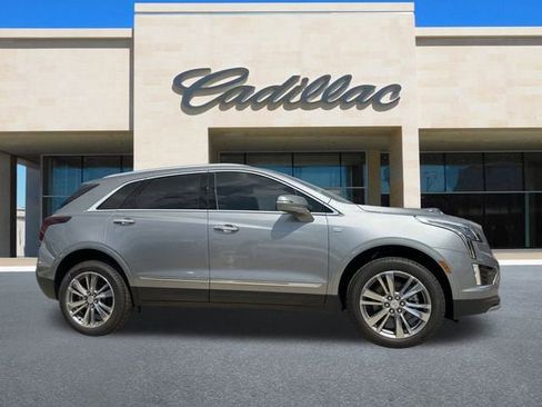 New 2025 Cadillac XT5 Premium Luxury image 4