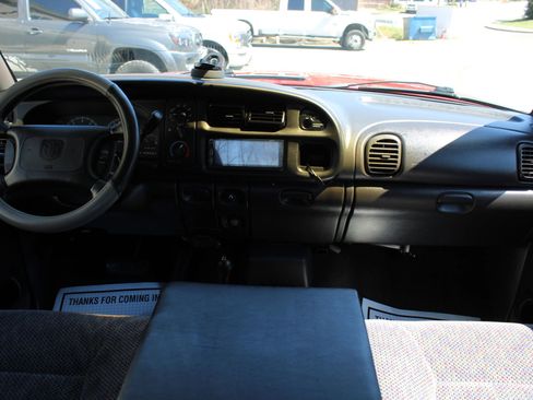 Used 2000 Dodge Ram 1500 Truck 4x4 Quad Cab image 13