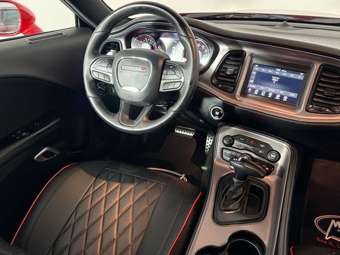 Used 2023 Dodge Challenger R/T RWD image 31