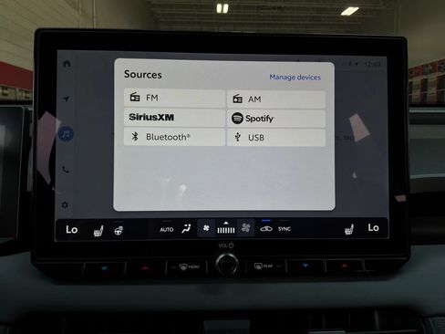 Used 2026 Toyota RAV4 XSE AWD/4WD image 38