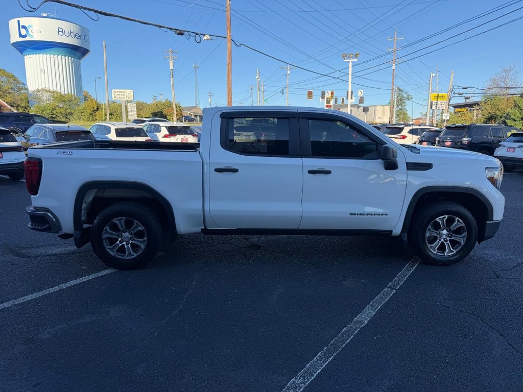 Used 2021 GMC Sierra 1500 4x4 Crew Cab w/ Sierra Value Package image 4