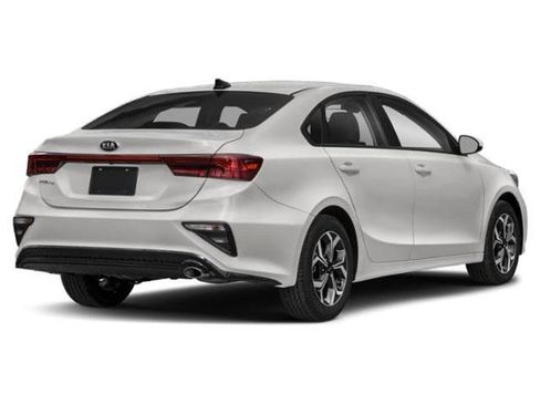 Used 2021 Kia Forte LXS FWD image 3
