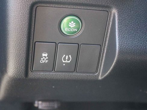 Used 2016 Honda HR-V LX image 29