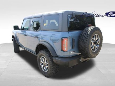 New 2025 Ford Bronco Badlands image 4