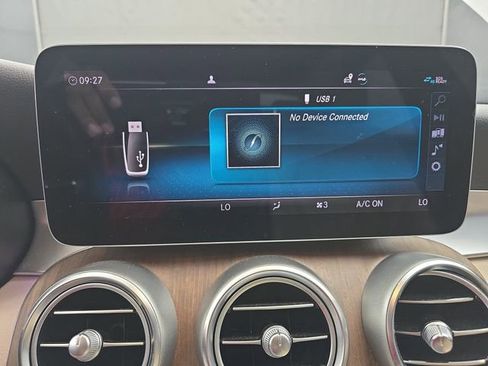 Used 2019 Mercedes-Benz C 300 4MATIC Sedan image 30