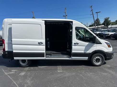 New 2025 Ford Transit 250 148 Medium Roof w/ Load Area Protection Package image 5