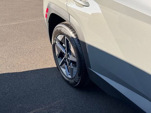 New 2026 Hyundai Tucson SEL FWD image 11