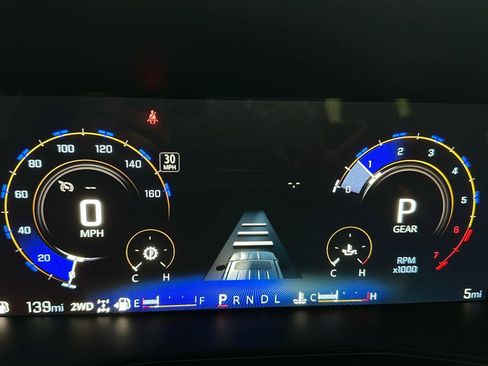 New 2025 Chevrolet Colorado Z71 w/ Z71 Convenience Package 2 image 15