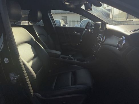 Used 2018 Mercedes-Benz GLA 250 w/ AMG Line Exterior image 17