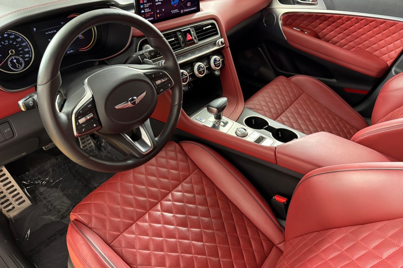 Used 2022 Genesis G70 3.3T Launch Edition AWD/4WD image 9