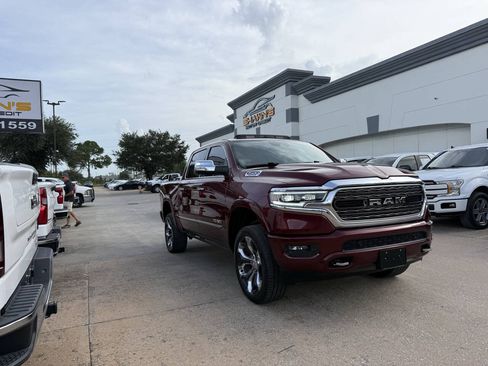 Used 2019 RAM 1500 Limited AWD/4WD image 2