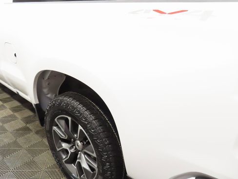 Used 2024 Chevrolet Silverado 1500 RST image 32