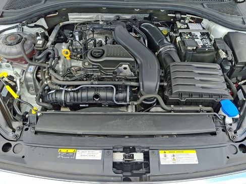 Certified 2024 Volkswagen Jetta SE FWD image 29