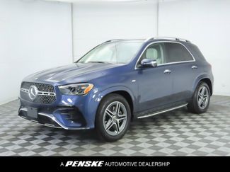 Used 2025 Mercedes-Benz GLE 450e 4MATIC image 1