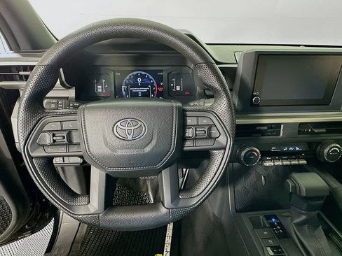 Certified 2026 Toyota Tacoma SR5 AWD/4WD image 11