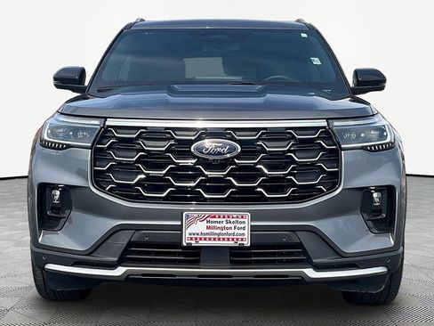 Used 2025 Ford Explorer Platinum w/ Ultimate Package RWD image 3
