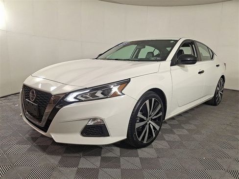 Used 2022 Nissan Altima 2.5 SR image 6