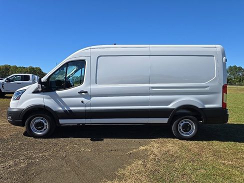 New 2025 Ford Transit 250 148 Medium Roof w/ Load Area Protection Package RWD image 3