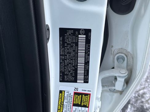 Used 2025 Toyota Camry SE image 25