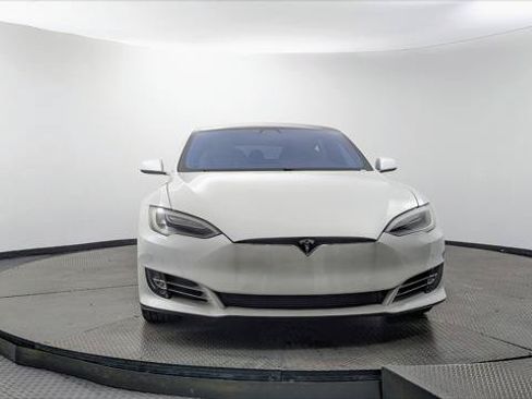 Used 2021 Tesla Model S Long Range Plus AWD/4WD image 11